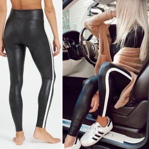 NWT! SPANX Vegan Leather Side Stripe Leggings Size Medium